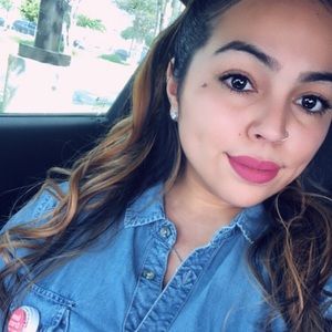 Meet your Posher, Tracy